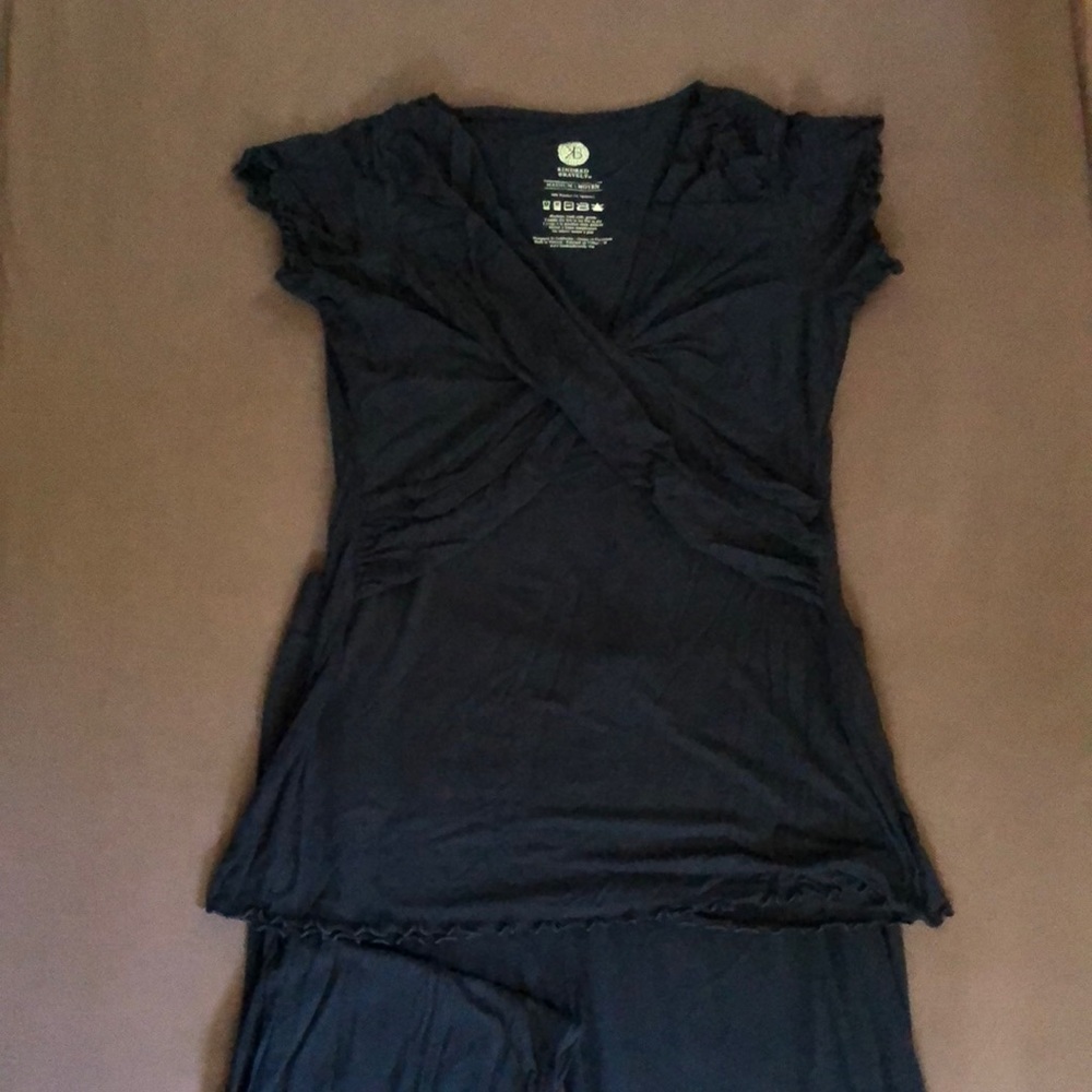 Kindred Bravely maternity PJs/lounge set, medium